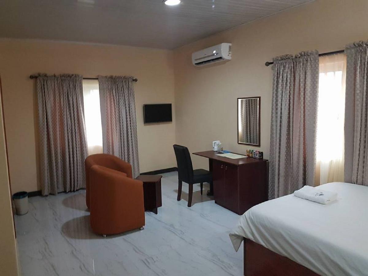 Providence Hotel Abeokuta Екстериор снимка